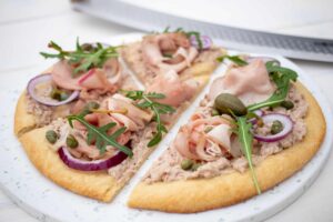 63ad7820e2d0397908e256a1 pizza vitello tonnato gezond