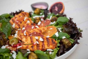 63ca52bdad9c3b1c29d9db03 salade met kip en sinaasappel
