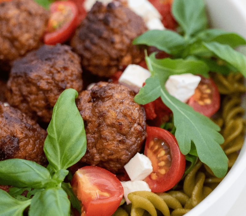 6363ddd5c95a2b33d11dba68_fusilli-con-polette.png Fusilli con polpette